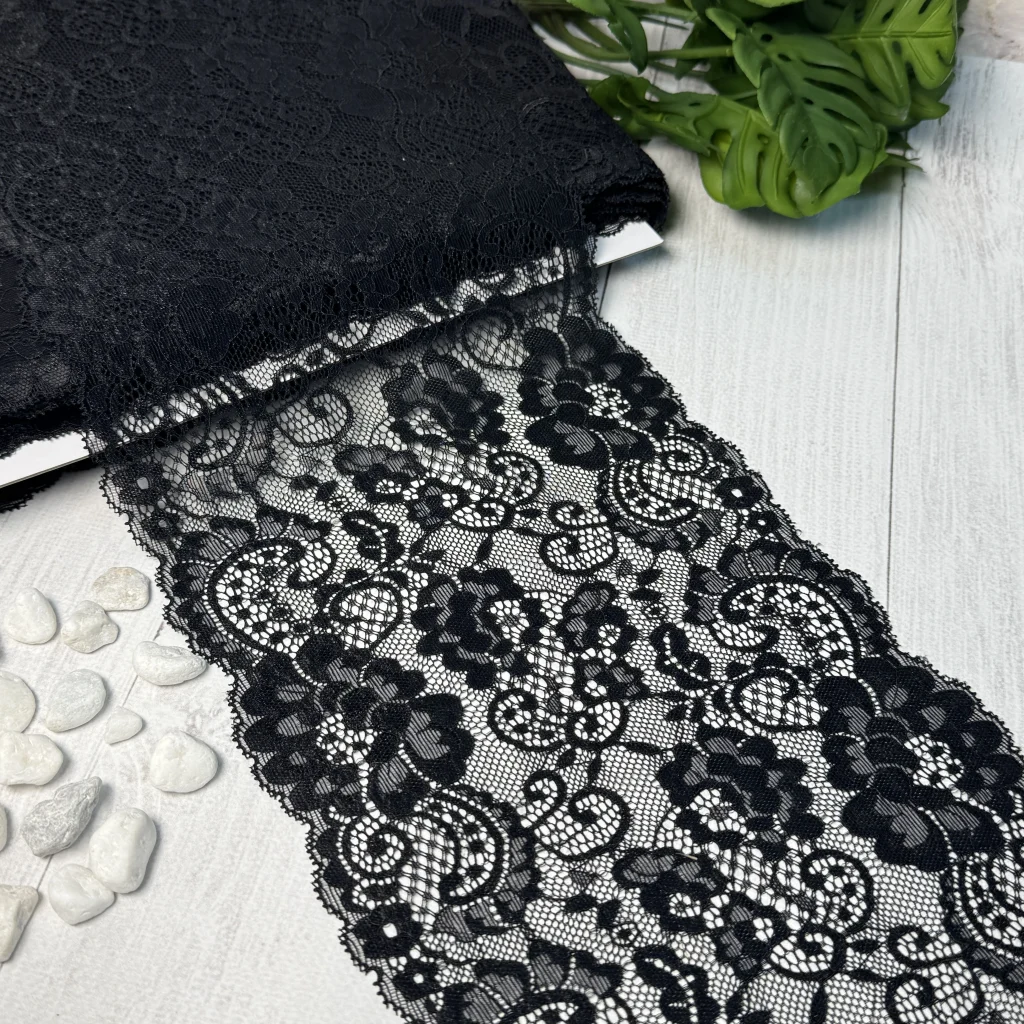 Мереживо оптом: як вибрати постачальника і на що звертати увагу при закупівлі